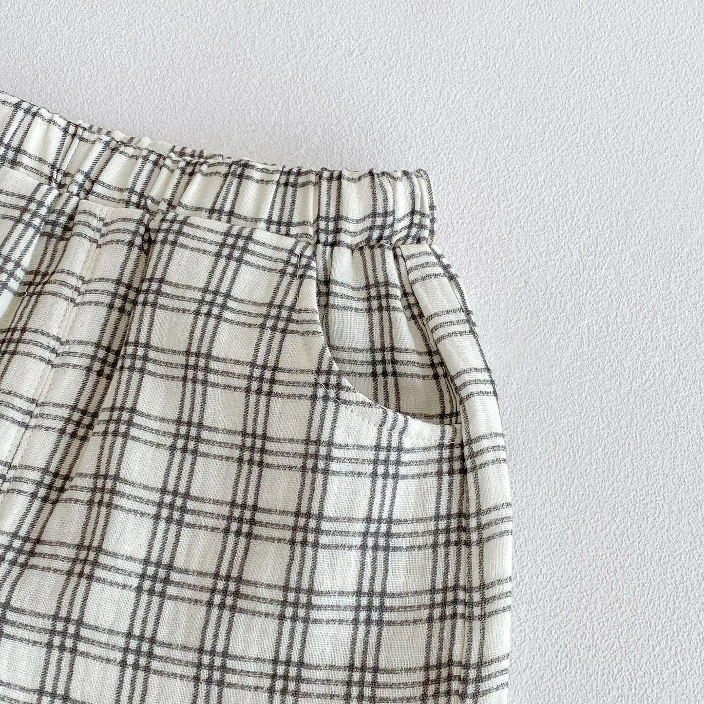 Cute Cotton Cartoon Car Applique Print Sleeveless Top and Plaid Shorts Comfortable and Fashionable Kids Set for 0-5 Y Baby Boys