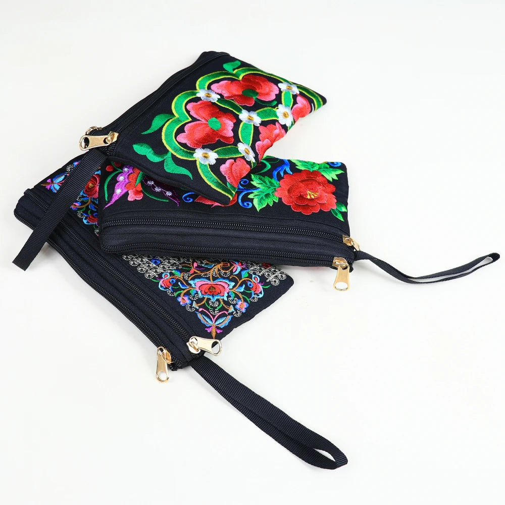 Ethnic style embroidered handbag, mobile phone bag, coin purse, fashionable and casual ladies