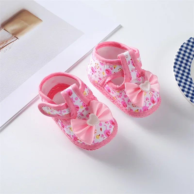 0-18months Baby Girls Flat Shoes Soft Sole Bowknot Flower Print Non-Slip Shoes For Infant Girls Indoor Outdoor First Walkers