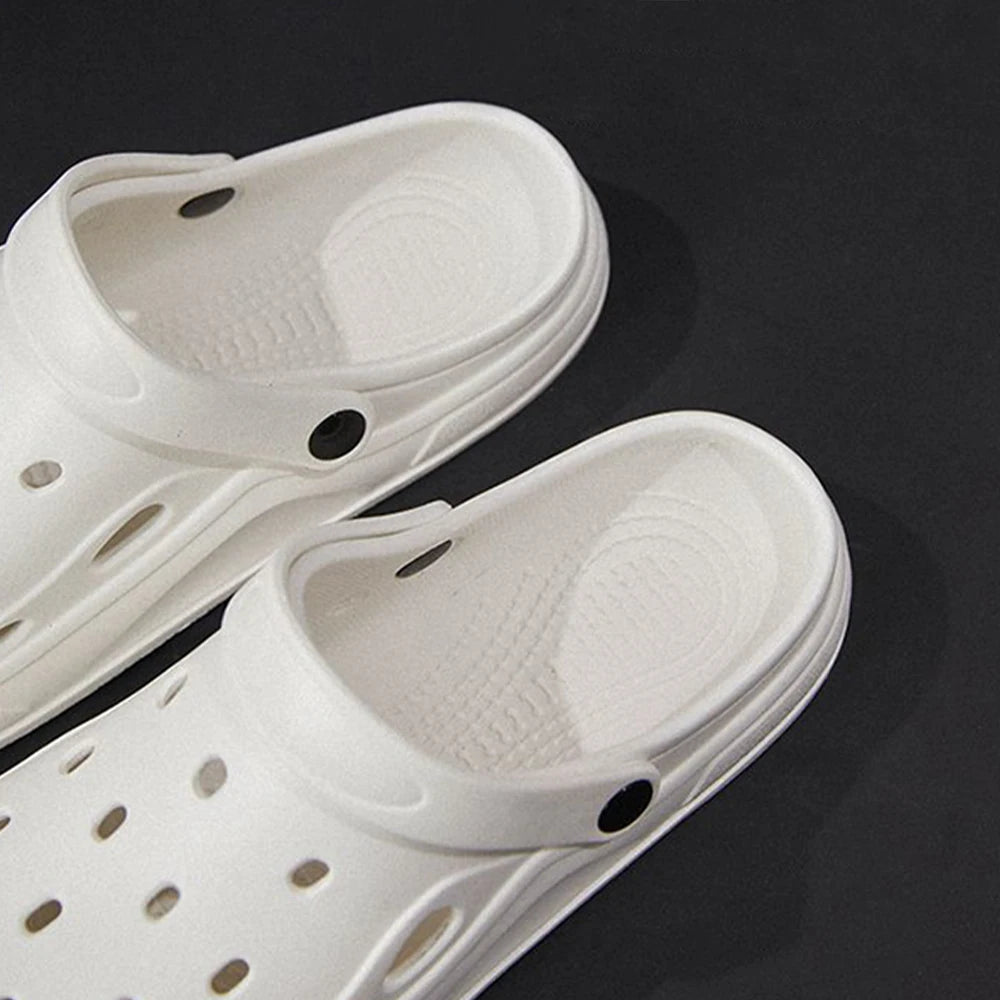 Summer Fashion Sandals Waterproof Slippers Men Shoes Outdoor Slides Soft Sole Garden Shoes Clogs EVA Beach Sandals Home Slippers