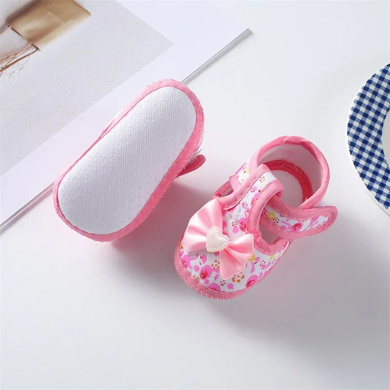 0-18months Baby Girls Flat Shoes Soft Sole Bowknot Flower Print Non-Slip Shoes For Infant Girls Indoor Outdoor First Walkers