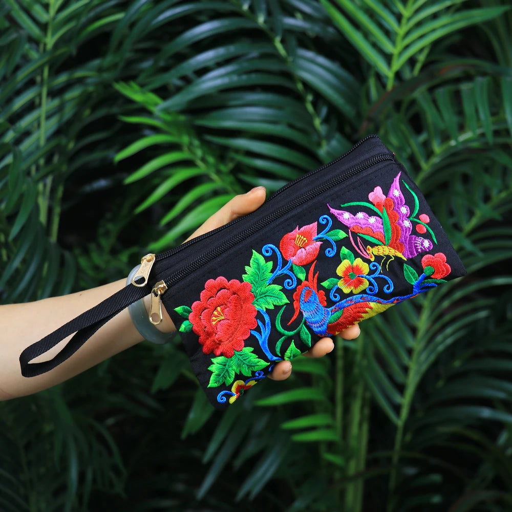 Ethnic style embroidered handbag, mobile phone bag, coin purse, fashionable and casual ladies