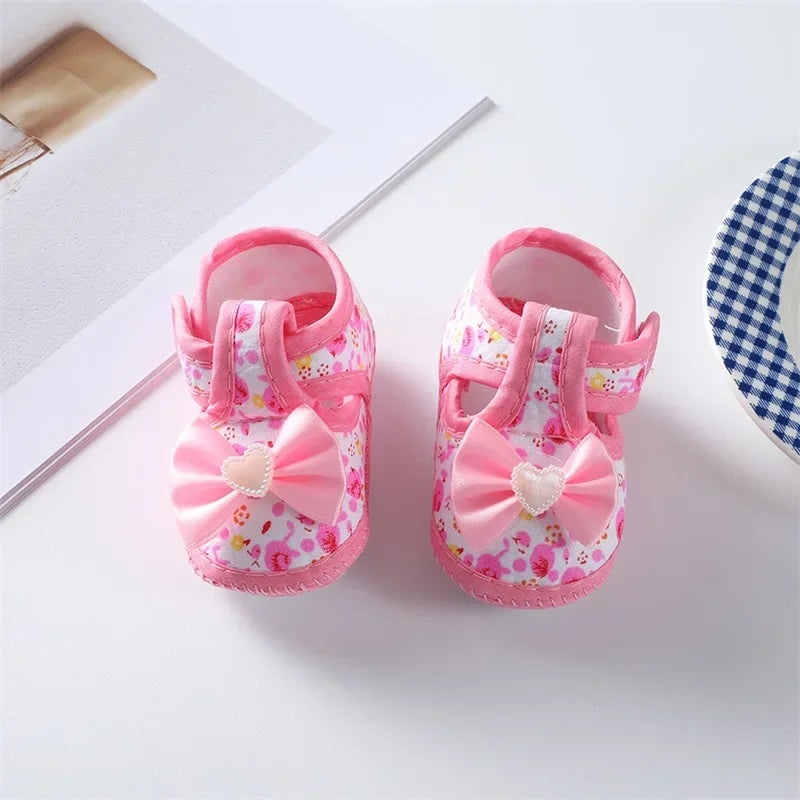 0-18months Baby Girls Flat Shoes Soft Sole Bowknot Flower Print Non-Slip Shoes For Infant Girls Indoor Outdoor First Walkers
