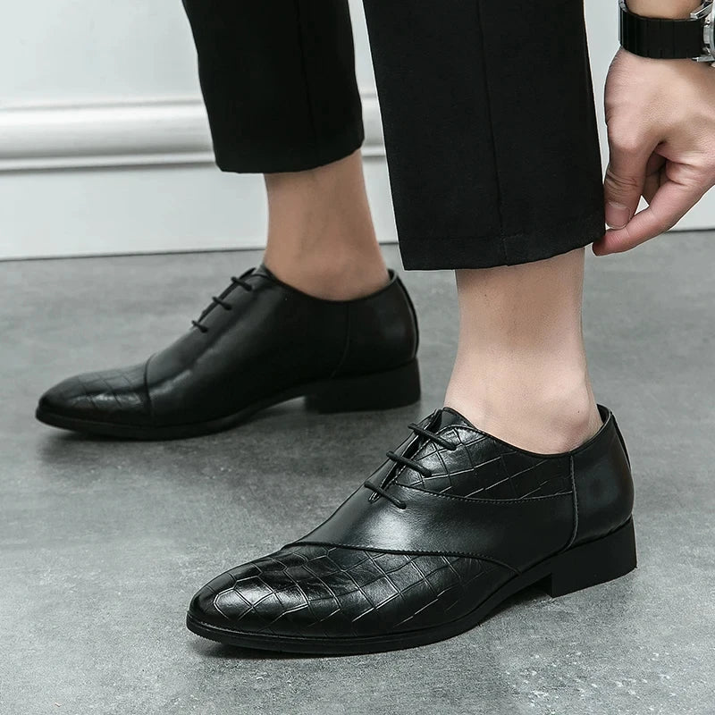 Luxury Leather Shoes for Men Brand Derby Shoes for Men Pointed Toe Lace-up Men's Formal Shoes Handmade Business Footwear 2024