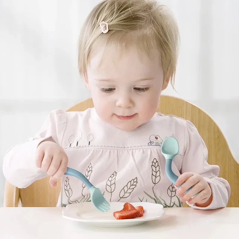 Bendable Twist Baby Fork And Spoon Set Learn To Eat Training Tableware Silicone PP Soft Spoon Soft Bendable